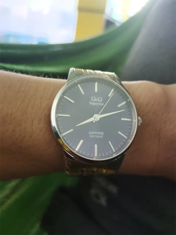 Khách hàng review Đồng hồ Q 5