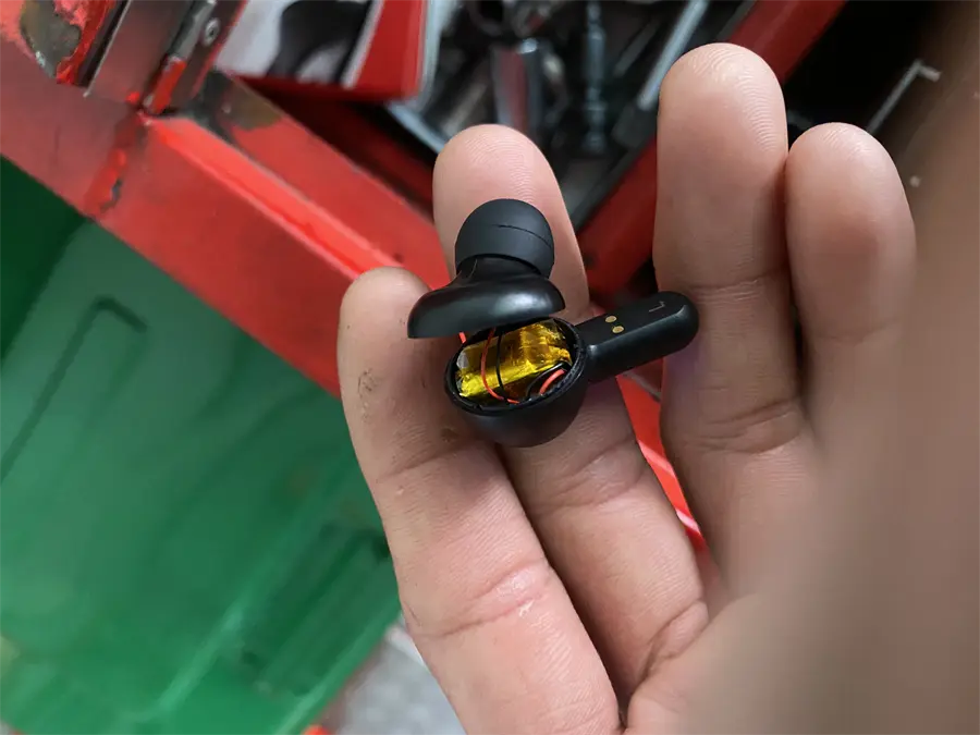 Khách hàng review Tai nghe Bluetooth True Wireless Mozard Air 3 20