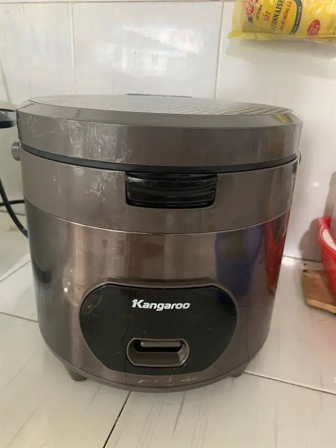 Khách hàng review Nồi cơm nắp gài Kangaroo 1.8 lít KG18R2 6