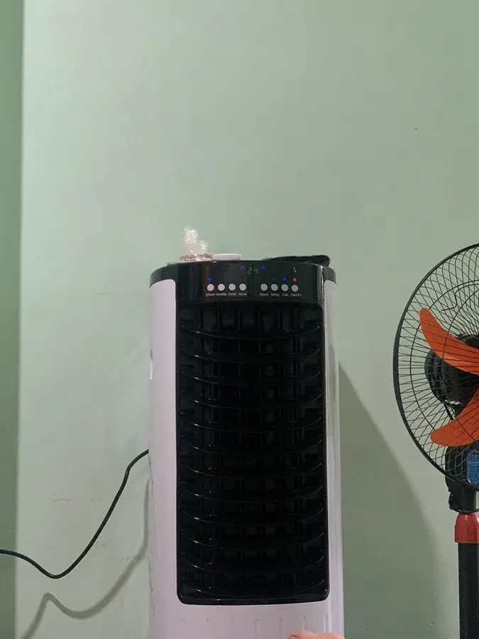 Khách hàng review Quạt điều hòa Comfee CF-AC12AR 100W 16