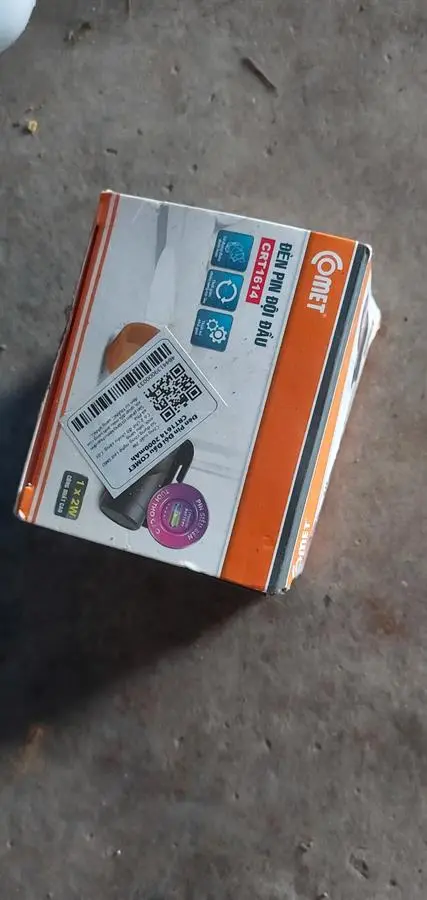 Khách hàng review Đèn pin sạc đội đầu Comet CRT1614 10