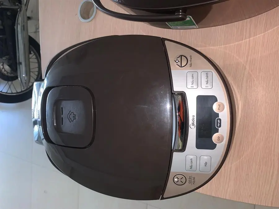Khách hàng review Nồi cơm điện tử Midea 1.8 lít MB-FS5017 1