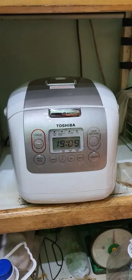 Khách hàng review Nồi cơm điện tử Toshiba 1.8 lít RC-18DH2PV(W) 18