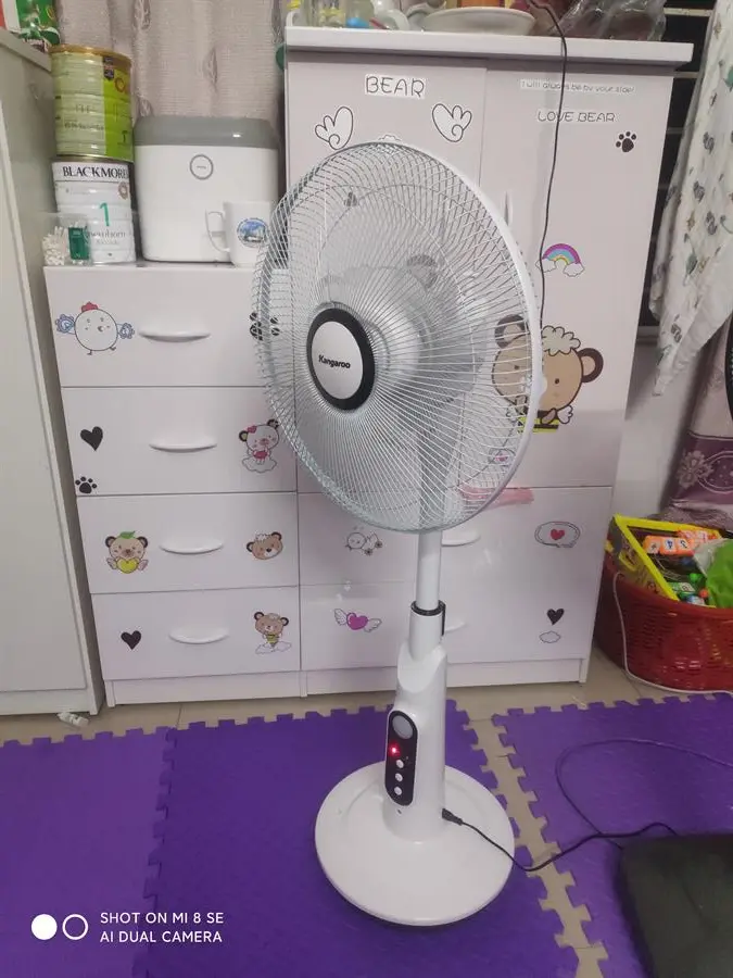 Khách hàng review Quạt sạc điện Kangaroo KG738 14