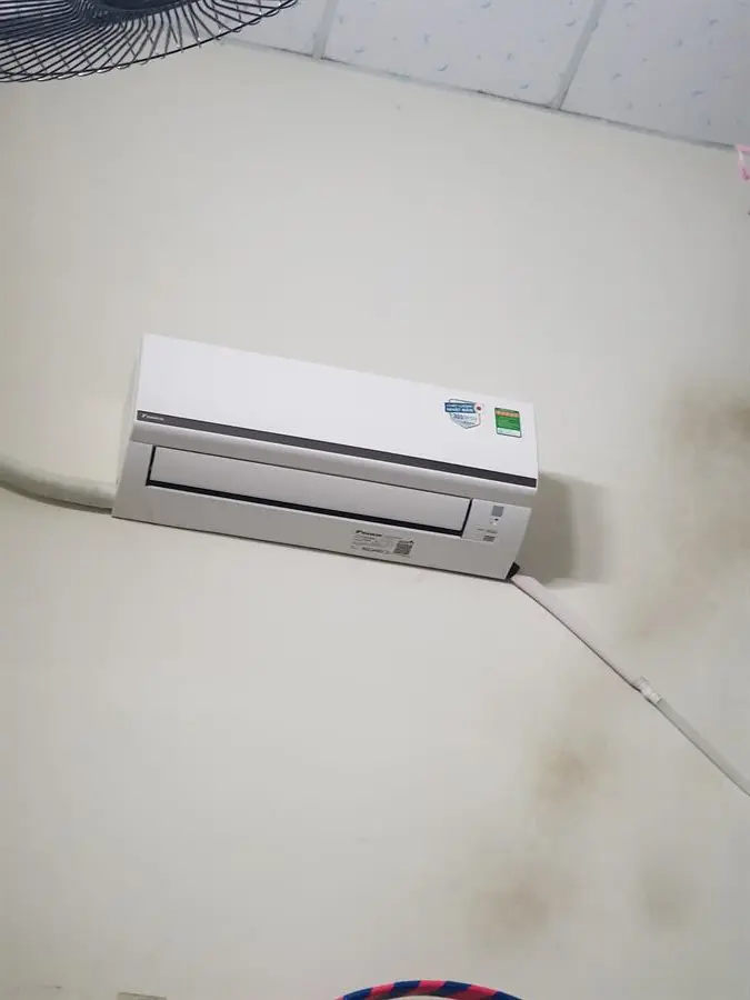 Khách hàng review Máy lạnh Daikin Inverter 1.5 HP FTKB35WMVMV 23