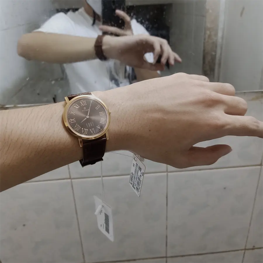hách hàng review Đồng hồ TITAN 37.4 mm Nam 1595WL03 6