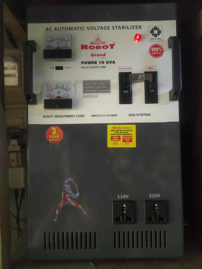 Khách hàng review Ổn áp Robot 1 pha 10KVA 90 2