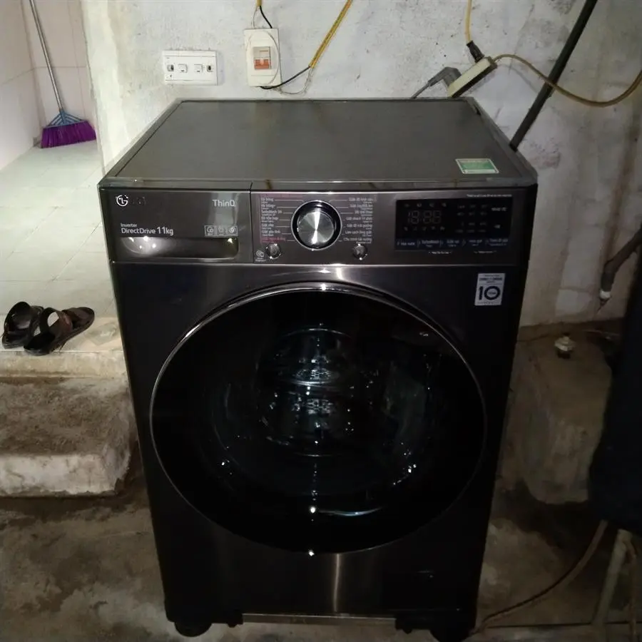 Khách hàng review Máy giặt LG AI DD Inverter 11 kg FV1411S3B 7