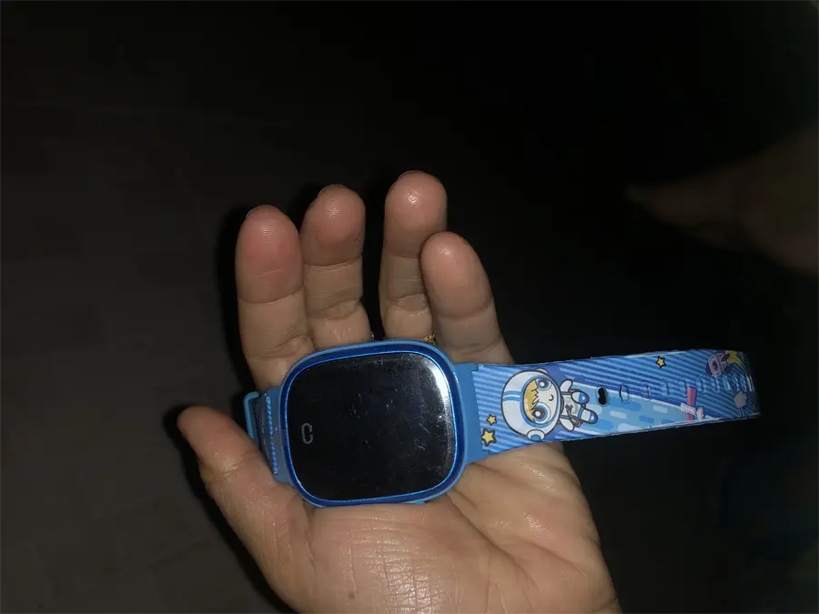Khách hàng review Đồng hồ định vị trẻ em Kidcare 08S 1