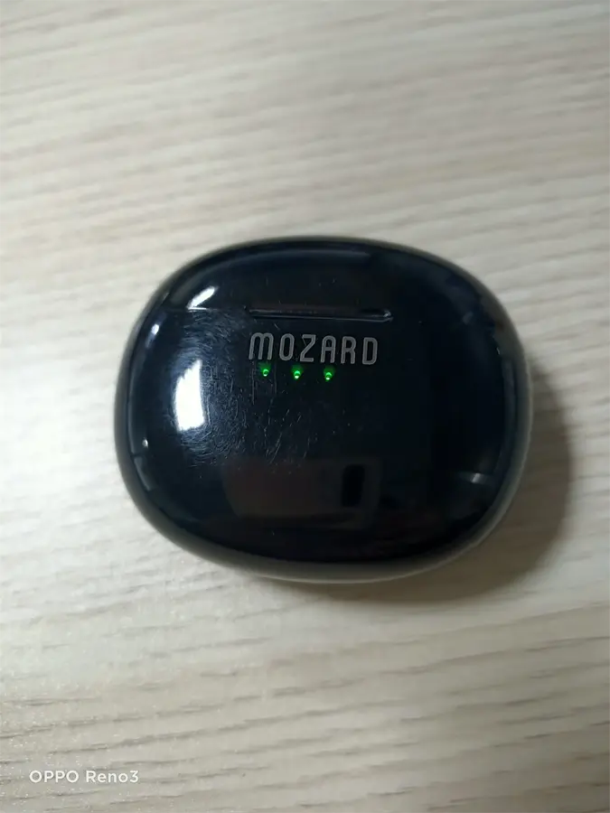 Khách hàng review Tai nghe Bluetooth True Wireless Mozard AT15 14