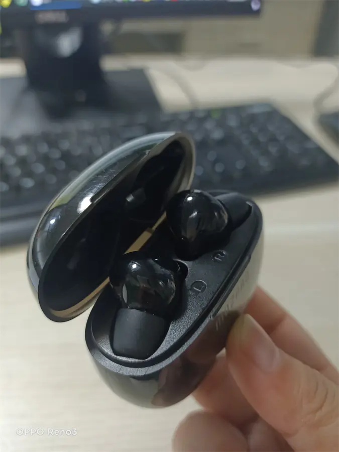 Khách hàng review Tai nghe Bluetooth True Wireless Mozard AT15 15
