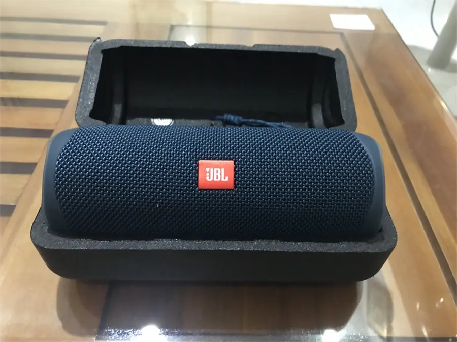 Khách hàng review Loa Bluetooth JBL Flip 5 1