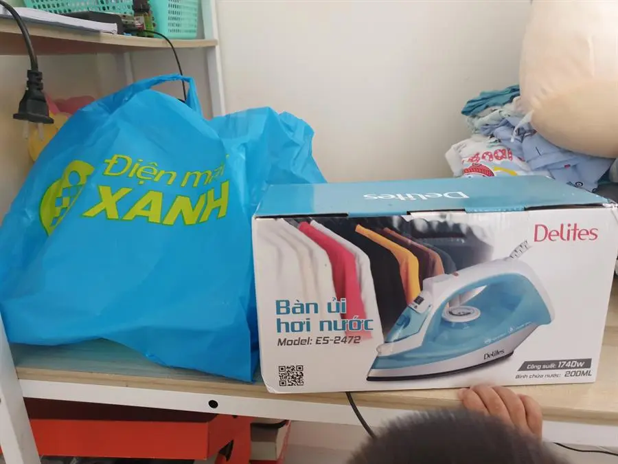 Khách hàng review Bàn ủi hơi nước Delites ES-2472 1740W 11