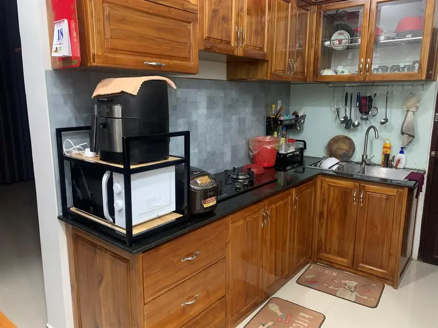Khách hàng review Lò vi sóng Electrolux EMM20K18GW 20 lít 1
