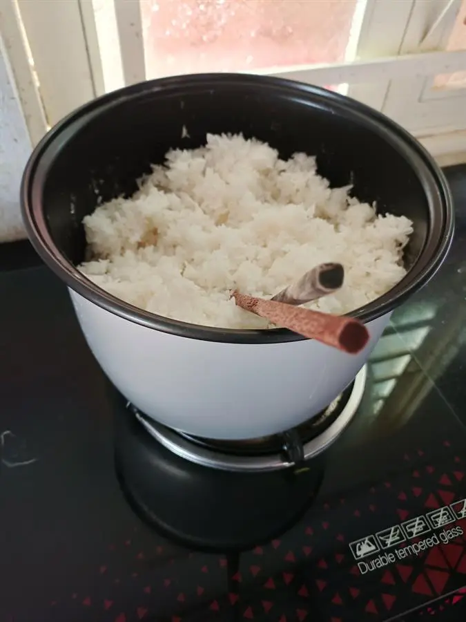 Khách hàng review Nồi cơm nắp gài Happycook 1.8 lít HC-180 2