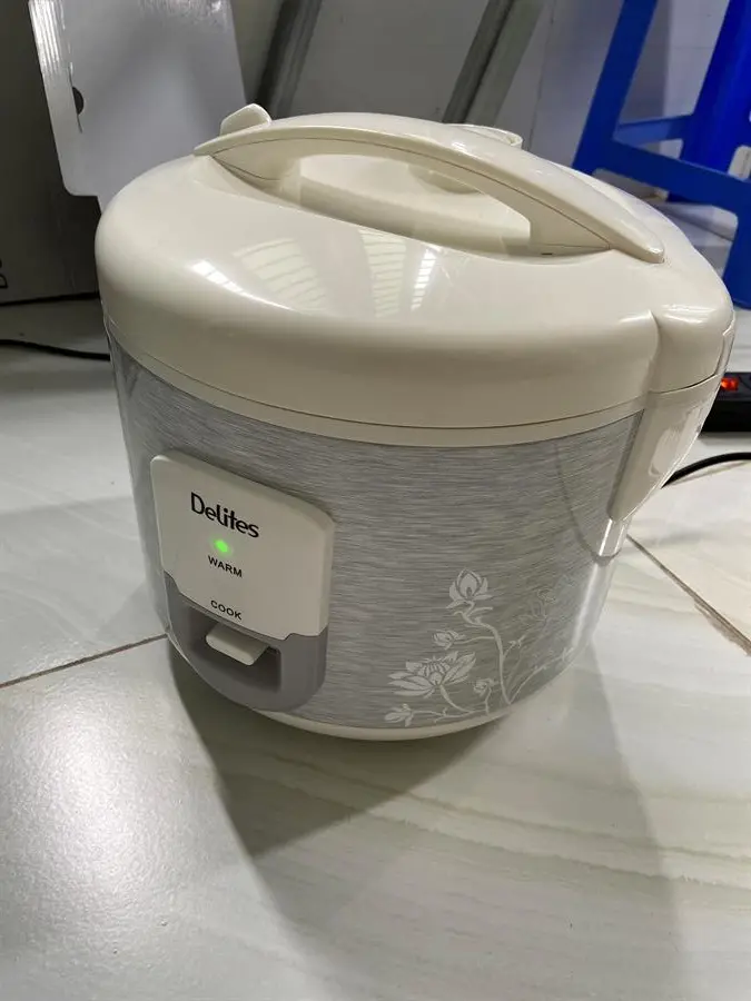 Khách hàng review Nồi cơm nắp gài Delites 1.8 lít NCG1805 41