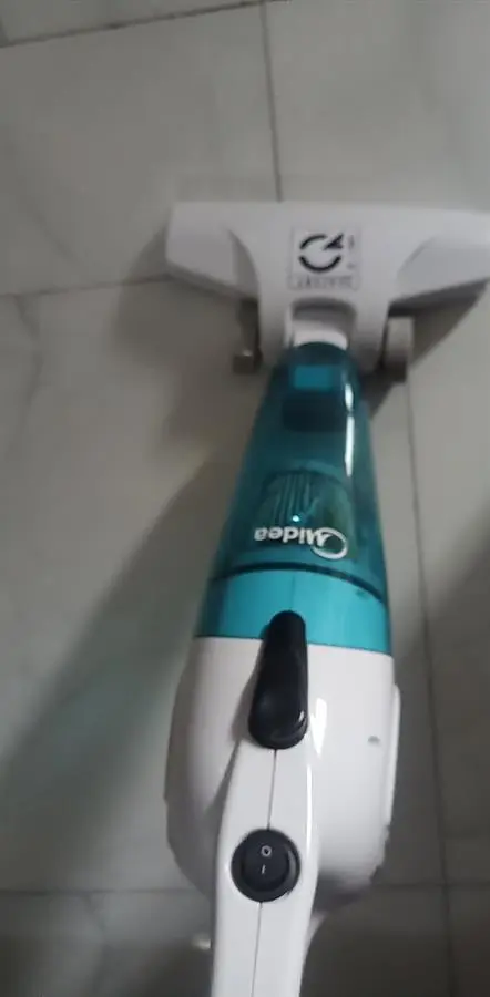 Khách hàng review Máy hút bụi cầm tay Midea MVC-SC861B 16