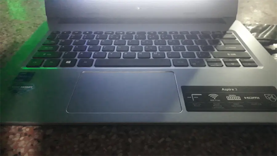 Khách hàng review Laptop Acer Aspire 3 A314 35 P6NC N6000/4GB/512GB/Win11 (NX.A7SSV.006) 2