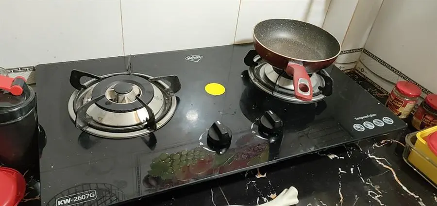 Khách hàng review Bếp ga âm Kiwa KW-2607G 5