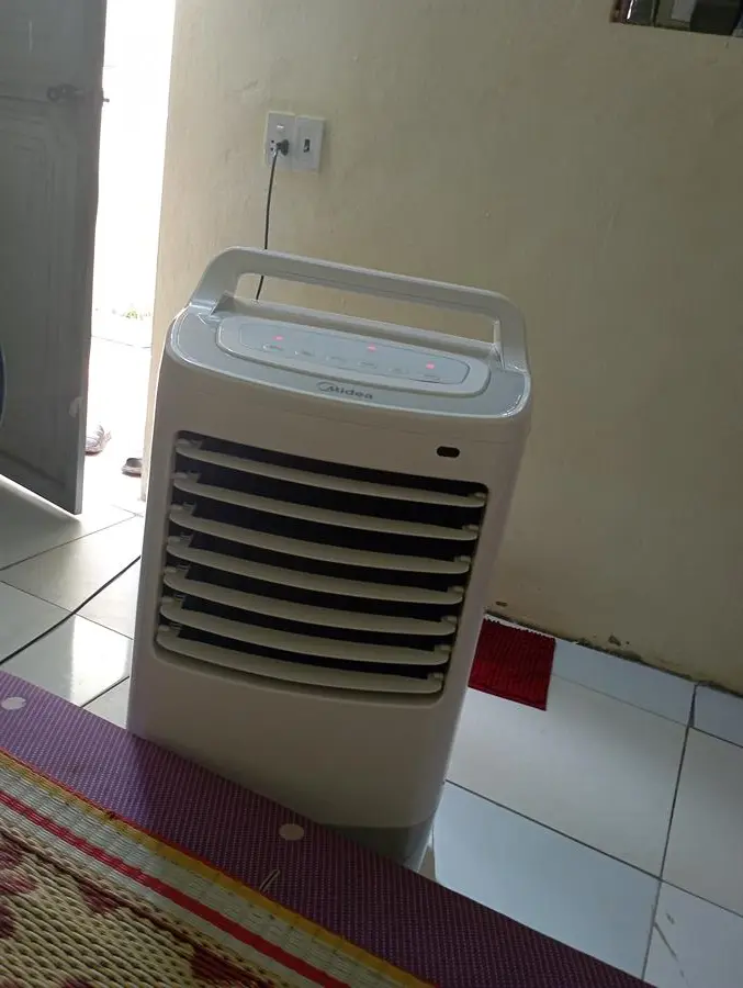 Khách hàng review Quạt điều hòa Midea AC120-16AR 60W 21