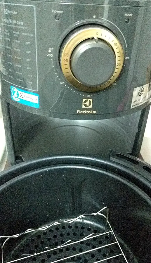 Khách hàng review Nồi chiên không dầu Electrolux 3 lít E6AF1-220K 1