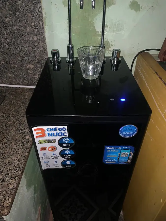 Khách hàng review Máy lọc nước RO nóng nguội lạnh Hydrogen Karofi KAD-D66 11 lõi 76