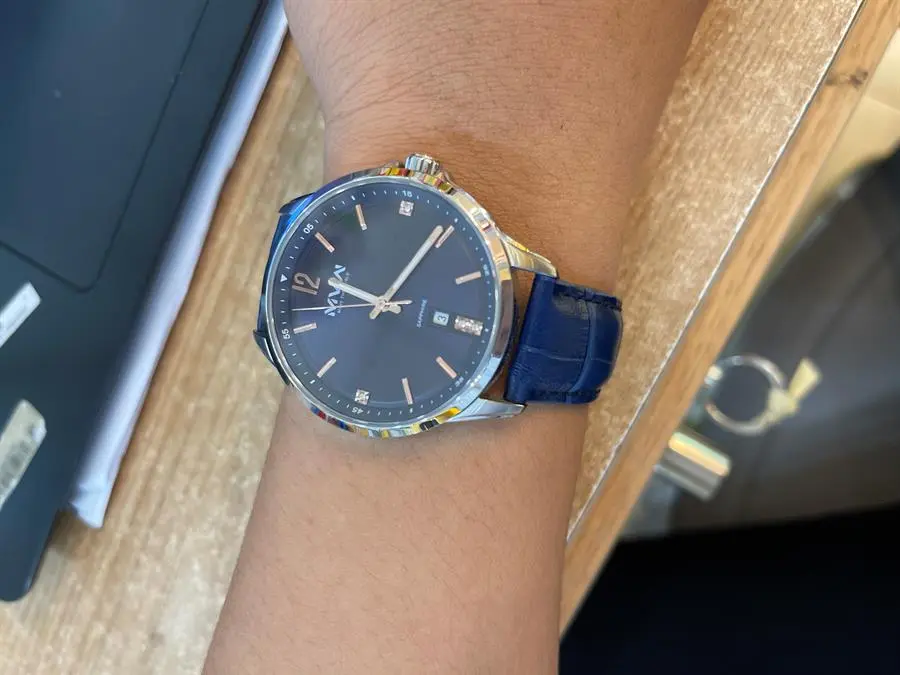 Khách hàng review Đồng hồ MVW 42 mm Nam ML063-01 5