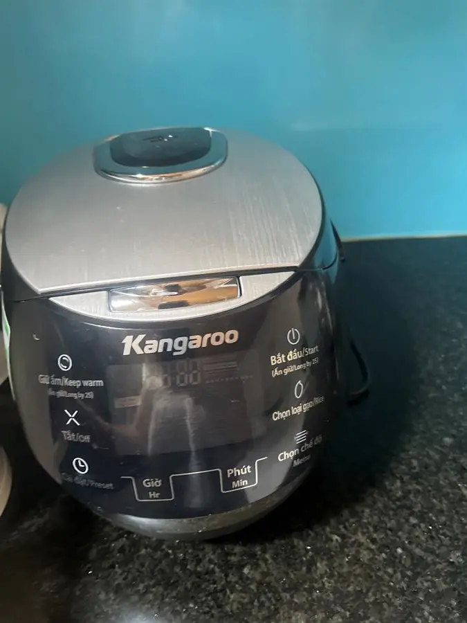 Khách hàng review Nồi cơm điện tử Kangaroo 1.8 lít KG595 19