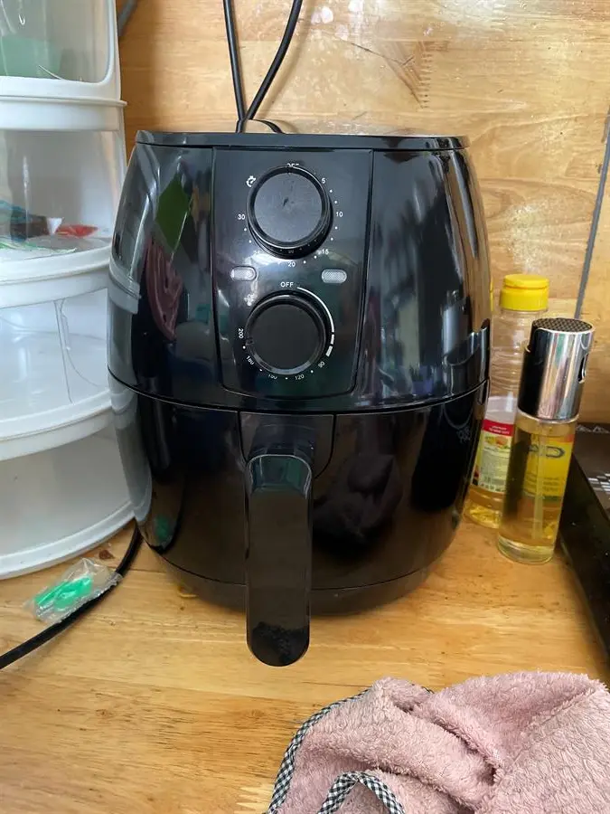 Khách hàng review Nồi chiên không dầu AVA 4 lít HB-8027 7