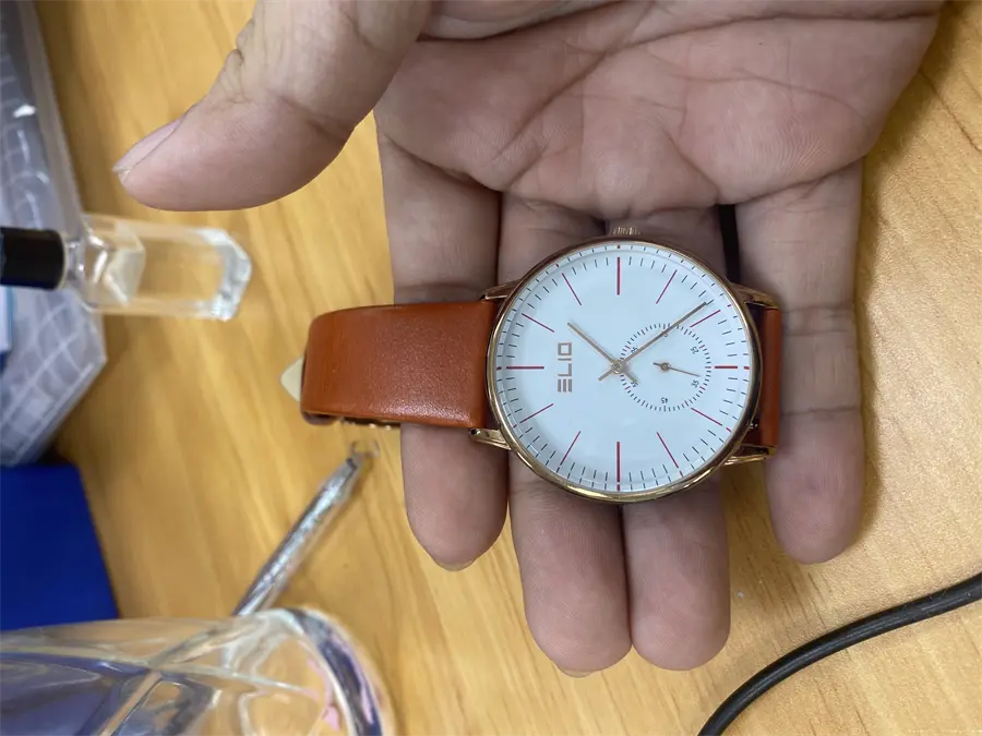 Khách hàng review Đồng hồ ELIO 40 mm Nam EL068-01 7