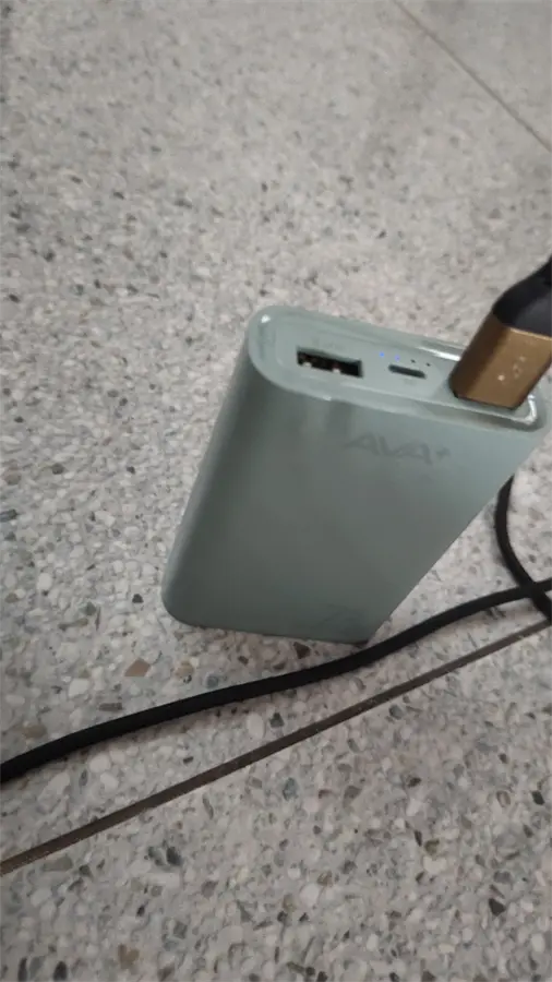 Khách hàng review Pin sạc dự phòng 7500 mAh 10W AVA  LJ JP199 13