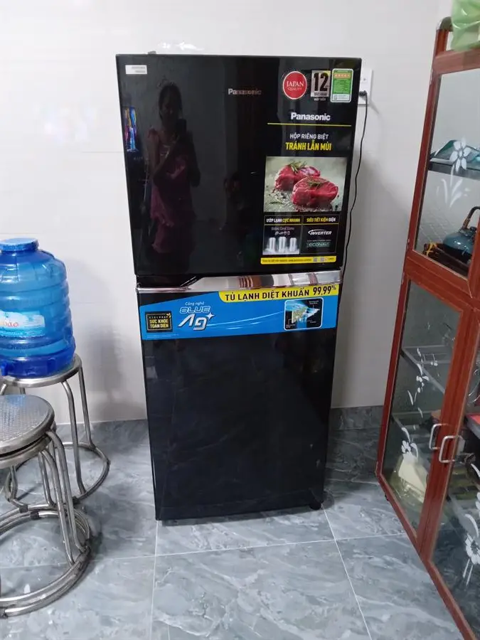 Khách hàng review Tủ lạnh Panasonic Inverter 234 lít NR-TV261BPKV 64