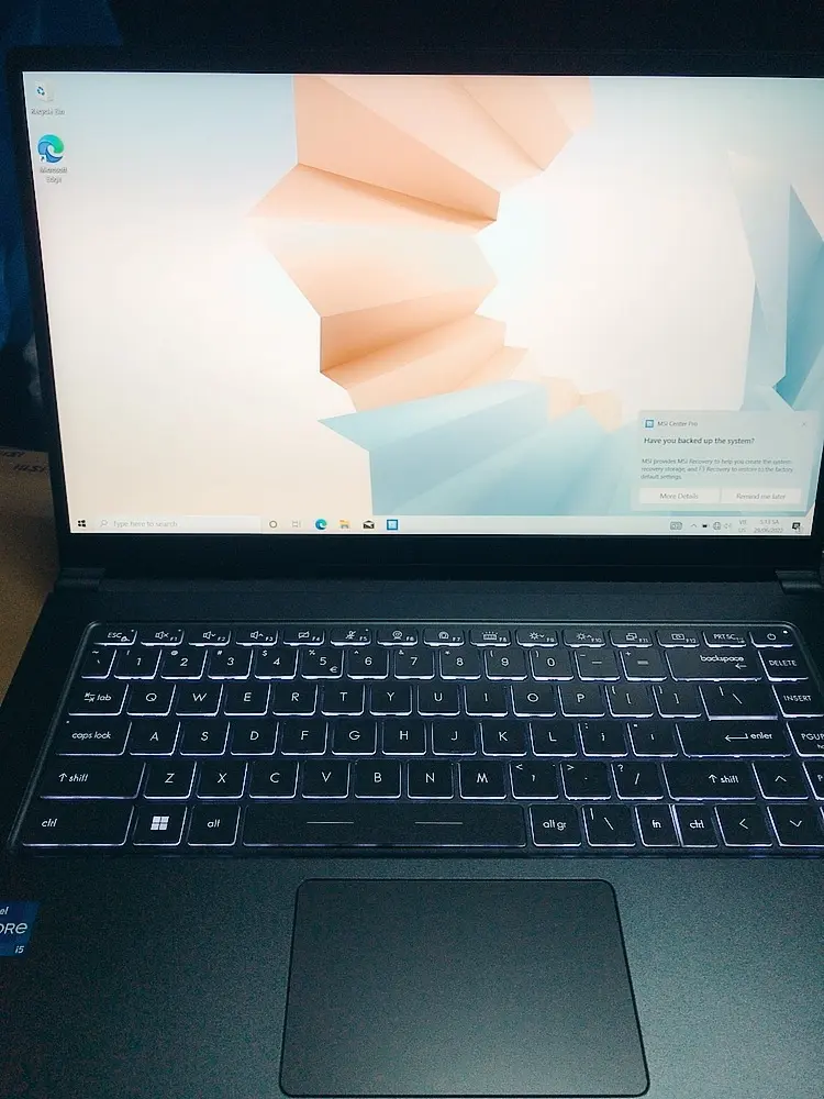 Khách hàng review Laptop MSI Modern 15 A11MU i5 1155G7/8GB/512GB/Túi/Chuột/Win10 (680VN) 8