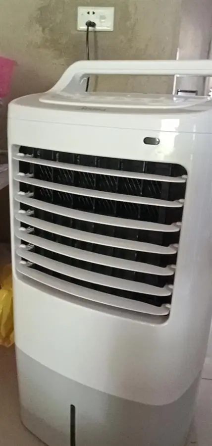 Khách hàng review Quạt điều hòa Midea AC120-16AR 60W 19