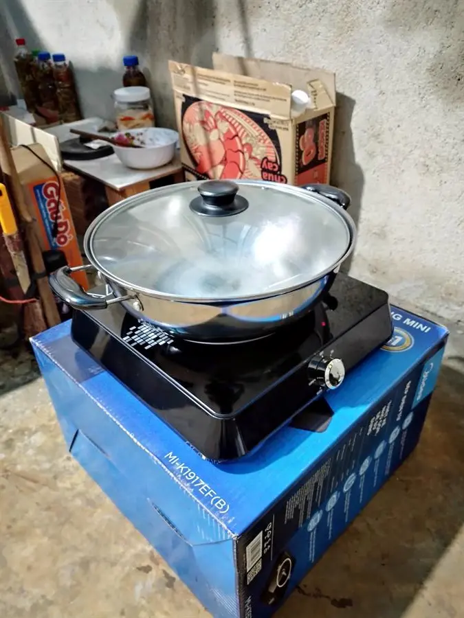 Khách hàng review Bếp từ Midea MI-K1917EF Đen 12
