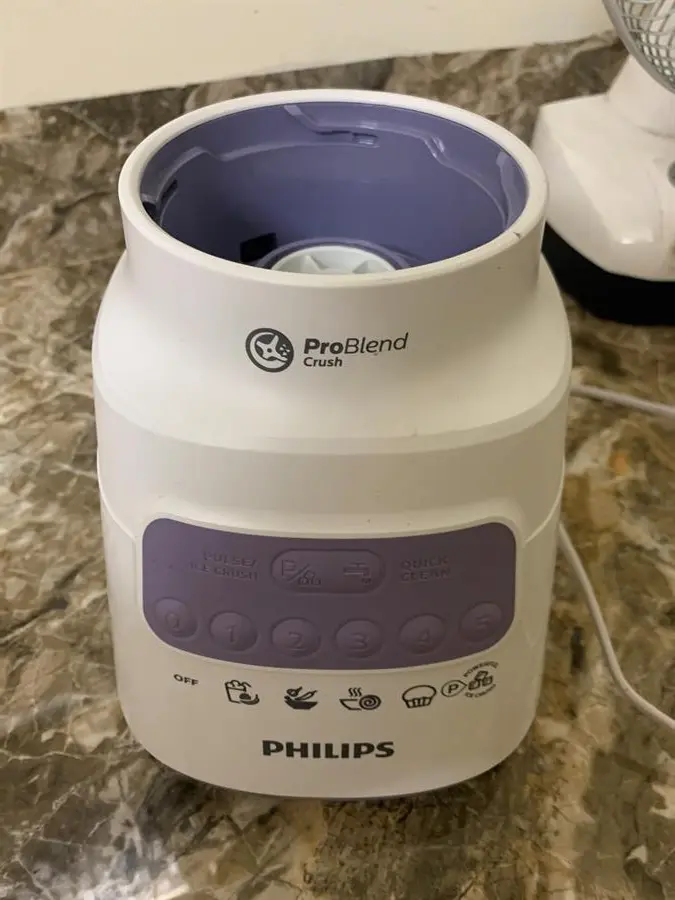 Khách hàng review Máy xay sinh tố đa năng Philips HR2221/00 20