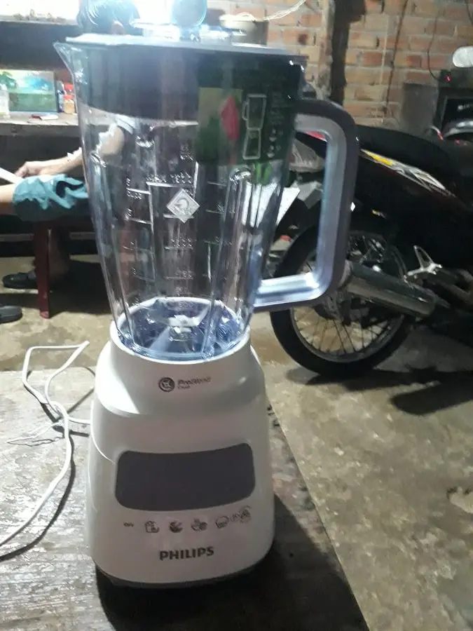 Khách hàng review Máy xay sinh tố đa năng Philips HR2221/00 19