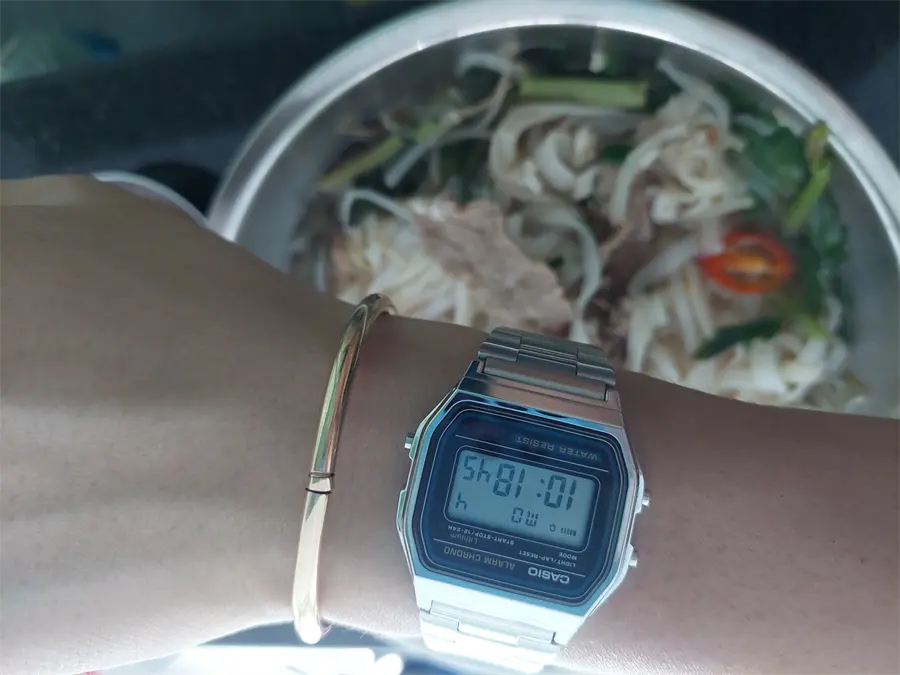 Khách hàng review Đồng hồ CASIO Vintage 30.2 mm Unisex A158WA-1DF 10