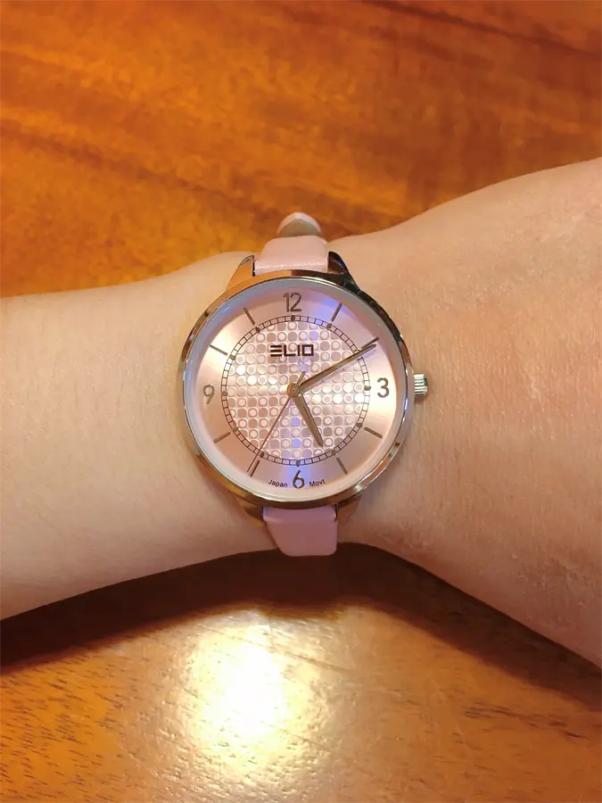 Khách hàng review Đồng hồ ELIO 32 mm Nữ EL102-01 4