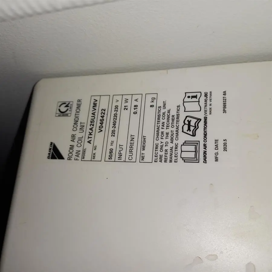 Khách hàng review Điều hòa Daikin Inverter 8500 BTU ATKA25UAVMV 1