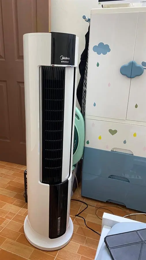 Khách hàng review Quạt điều hòa Midea AC120-18AR 45W 29