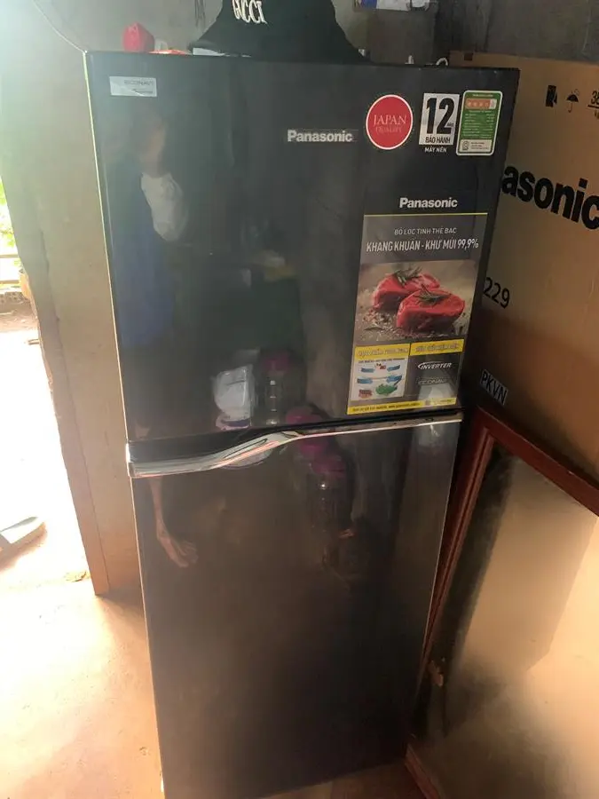 Khách hàng review Tủ lạnh Panasonic Inverter 188 lít NR-BA229PKVN 91
