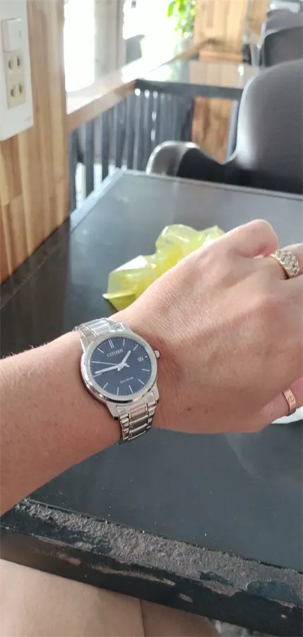 Khách hàng review Đồng hồ CITIZEN 33.3 mm Nữ FE6011-81L 5