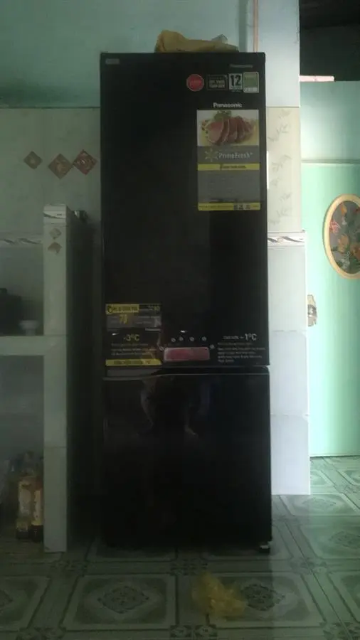 Khách hàng review Tủ lạnh Panasonic Inverter 322 lít NR-BC360QKVN 39