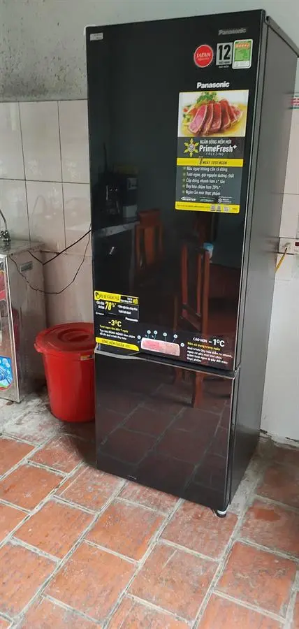 Khách hàng review Tủ lạnh Panasonic Inverter 322 lít NR-BC360QKVN 37