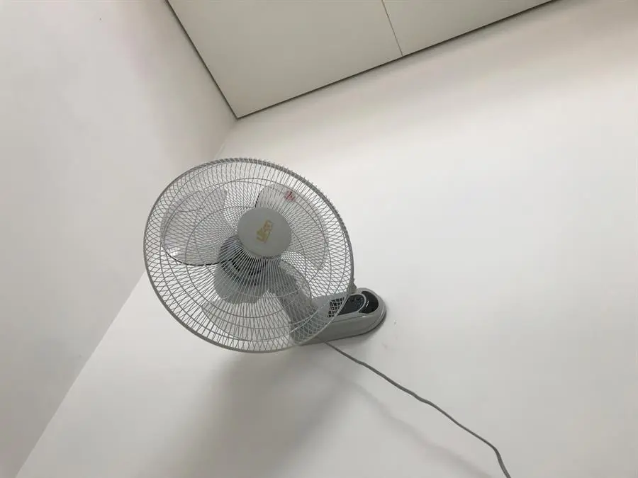 Khách hàng review Quạt treo tường Lifan 3 cánh TE-1688 50W 23