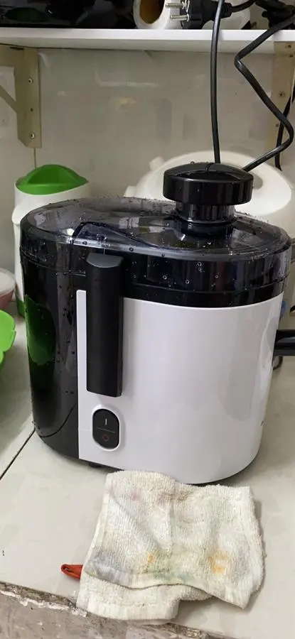 Khách hàng review Máy ép trái cây Panasonic MJ-H100WRA 9