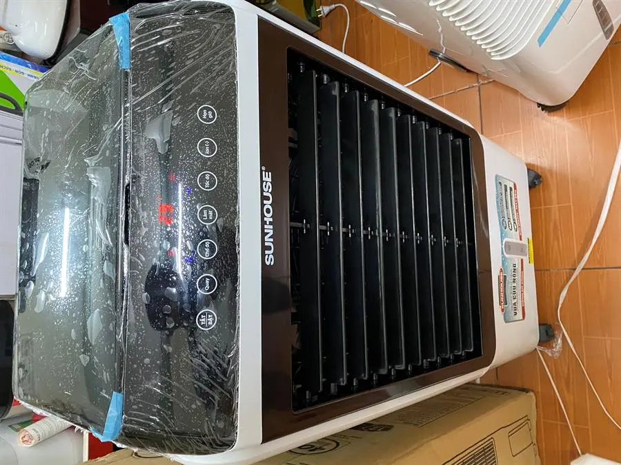 Khách hàng review Quạt điều hòa Sunhouse SHD7727 150W 103