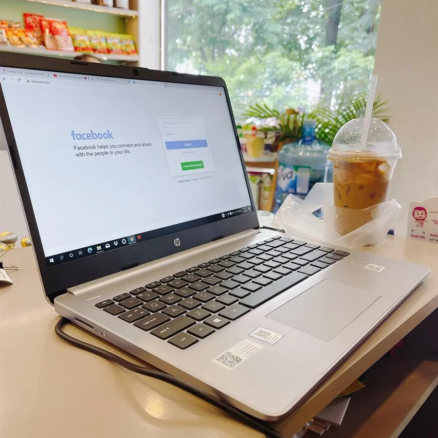 Khách hàng review Laptop HP 340s G7 i3 1005G1/4GB/256GB/Win10 (240Q4PA) 3