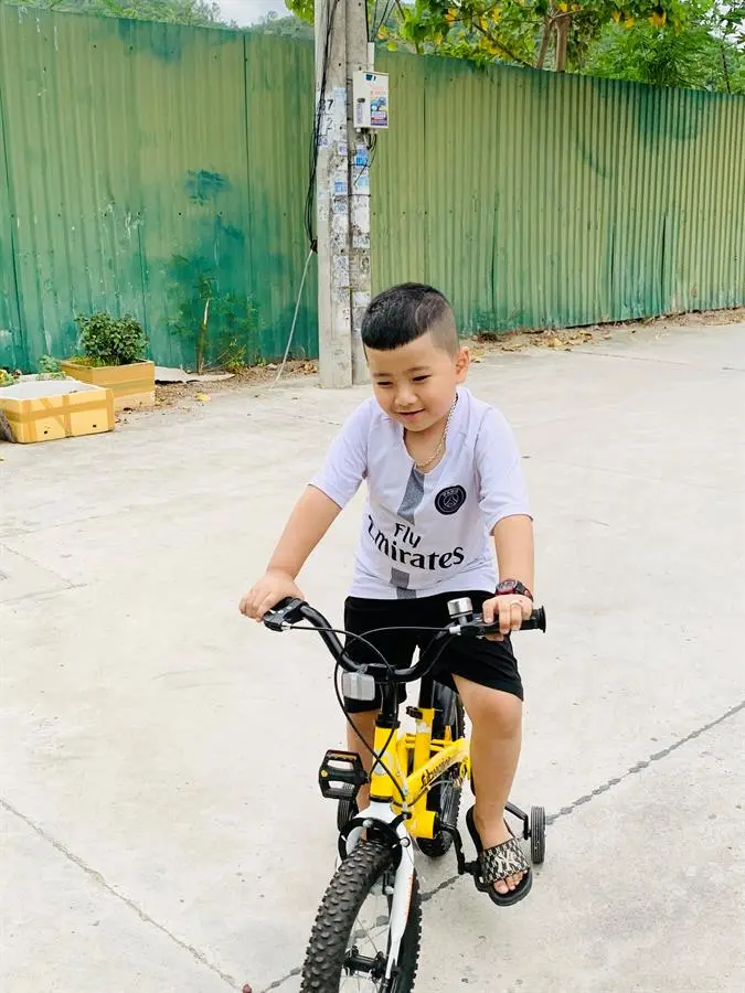 Khách hàng review Xe Đạp Trẻ Em Chipmunk Submarine CM14-4 14 inch 3